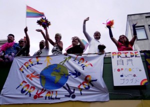 Pride Free Love on bus